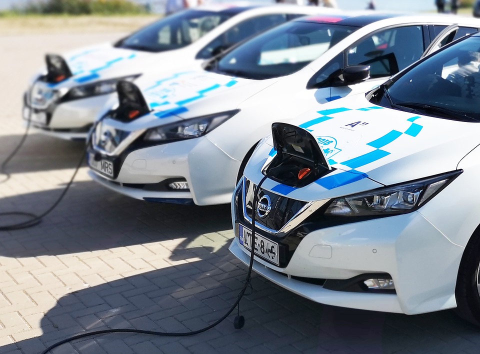 ELECTRIC VEHICLES ON COLLISION COURSE WITH REALITY CO2 Coalition